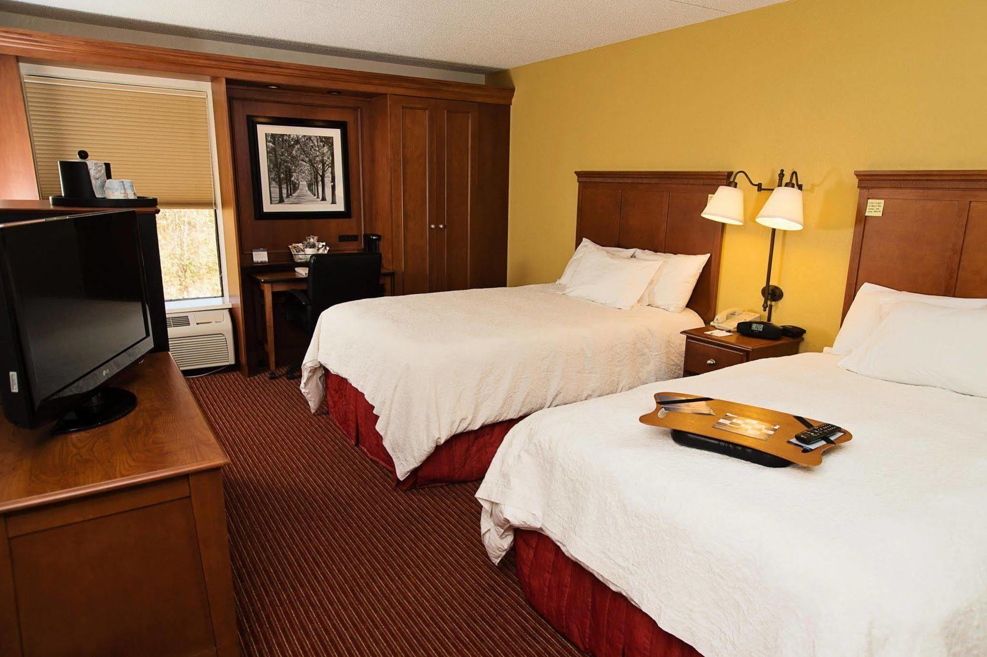 Hampton Inn Louisville Airport Fair/Expo Center Eksteriør bilde